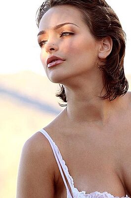 Hailee Rain 01