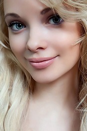 Feeona A