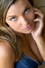 Lovely babes pics