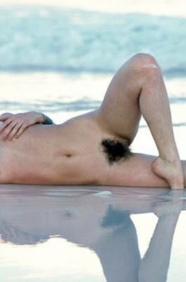 Christianna Goes From Big Hats And Headscarves To Bare In The Surf - 16