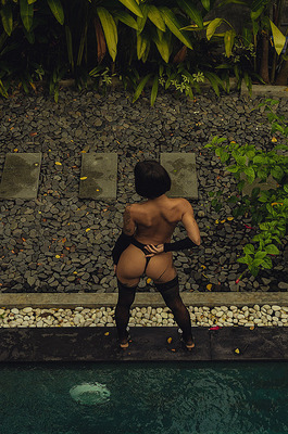 Hope Heaven Fucks Alberto Blanco At An Outdoor Villa