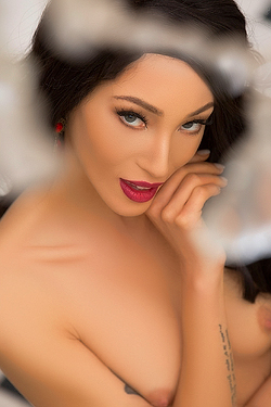 Erotic Flow And Navigation: How Features Behave In Adult Spaces